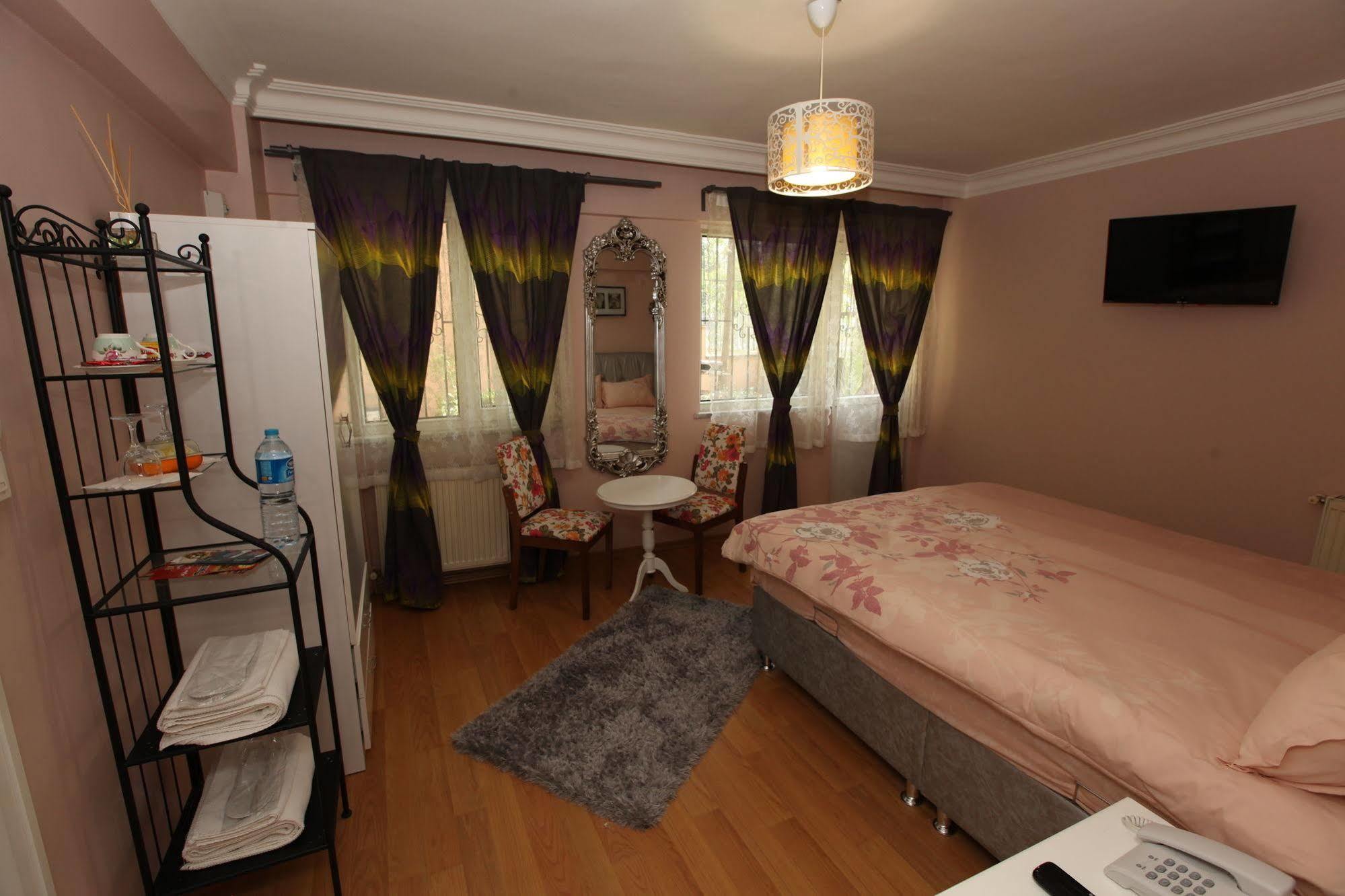 Yesim Suites Istanboel Buitenkant foto